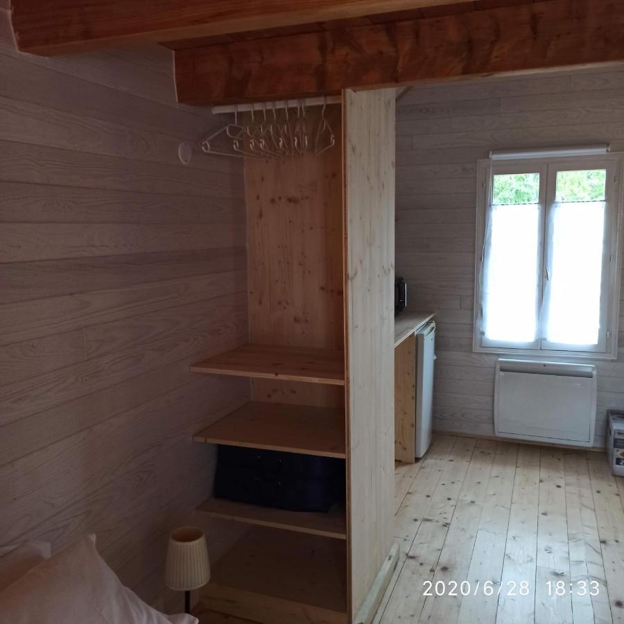 Une Tiny House A Decouvrir Au Coeur De La Cite ! Contrexéville Eksteriør bilde